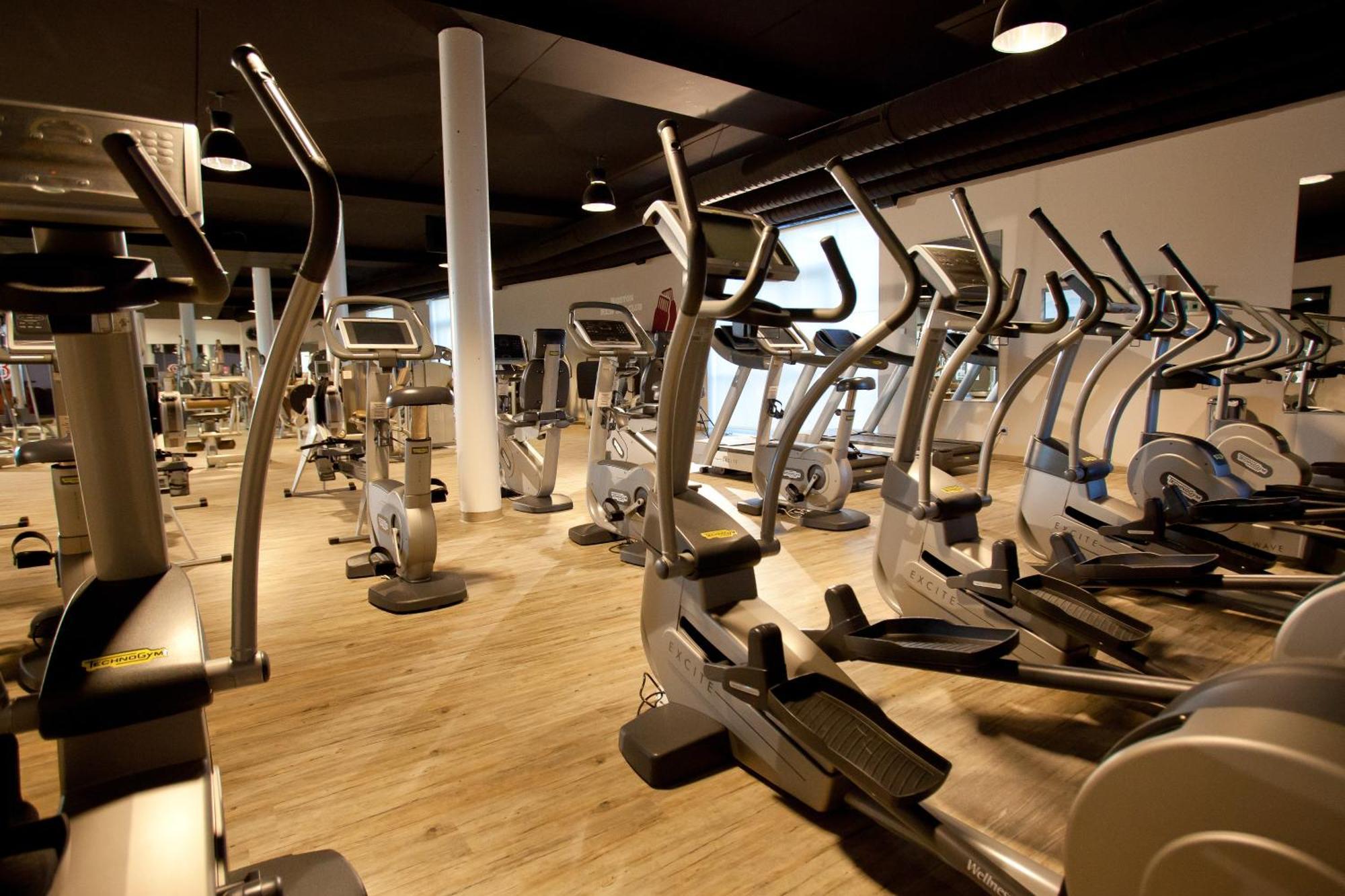 4 Hotel Rust Ngoại thất bức ảnh