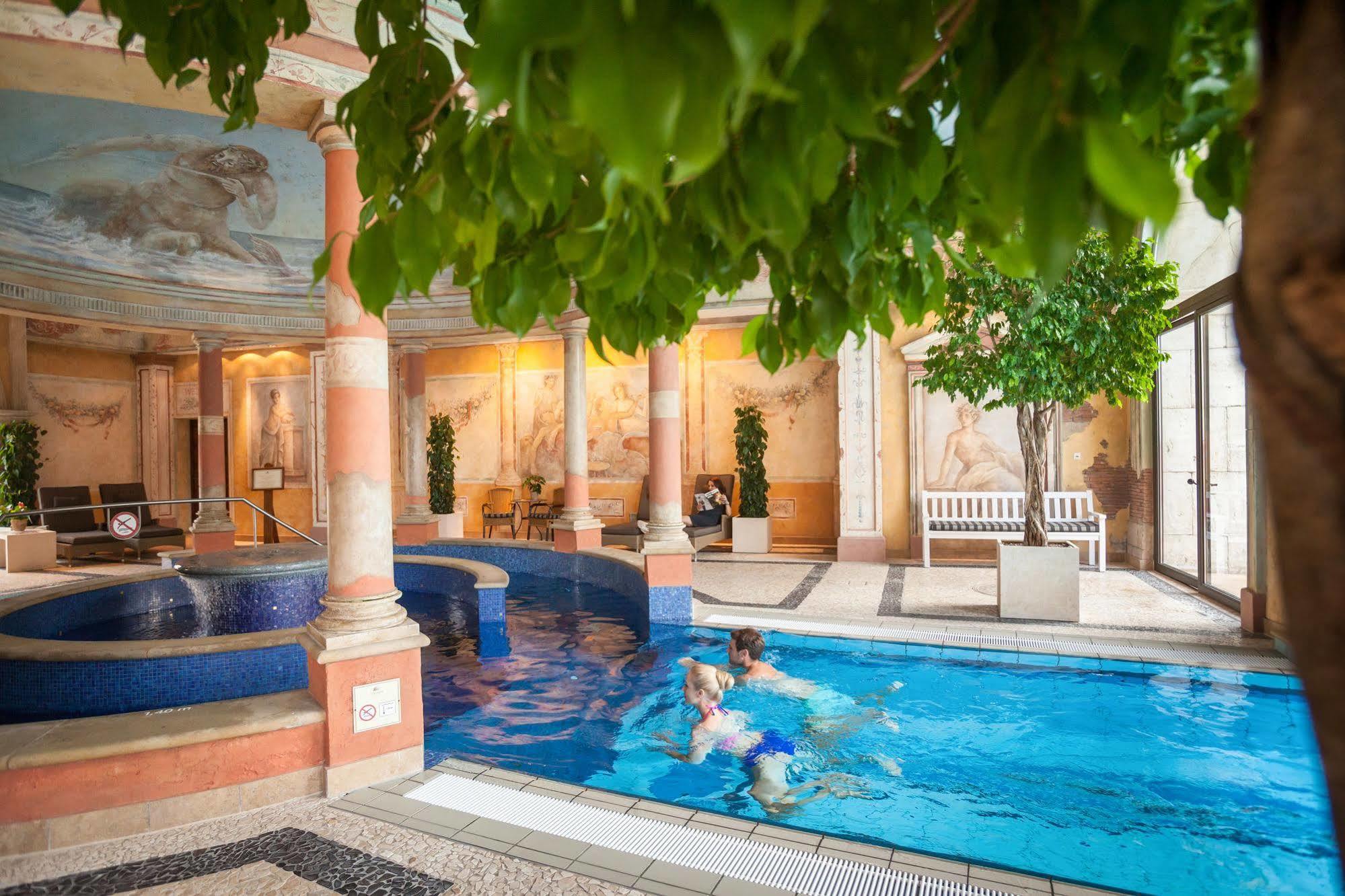 4 Hotel Rust Ngoại thất bức ảnh